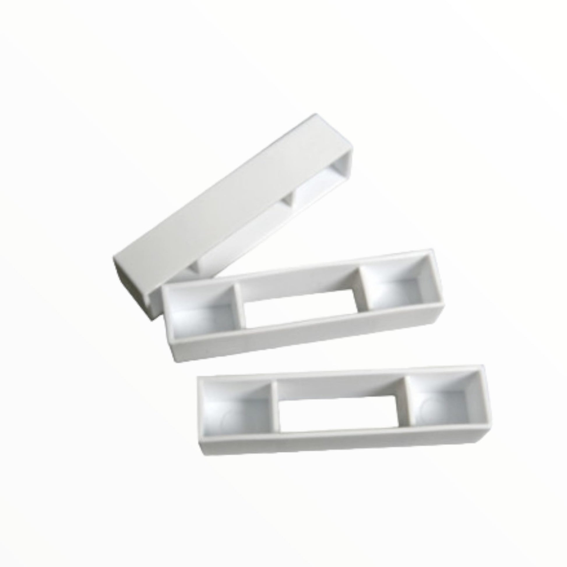Narrow Plastic Frame Spacers x 20-Donagh Bees
