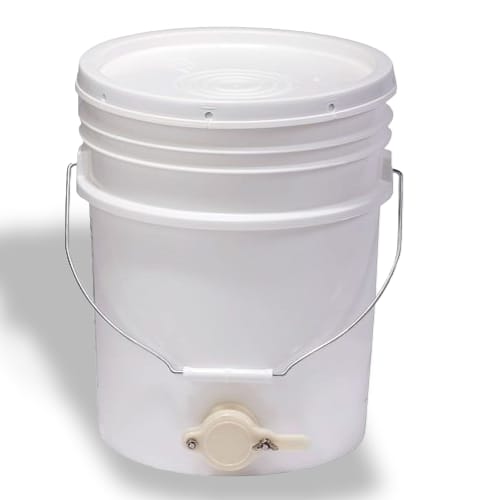 Honey Bucket With Sliding Valve-Donagh Bees